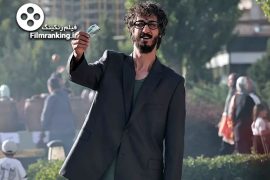 مرد عینکی